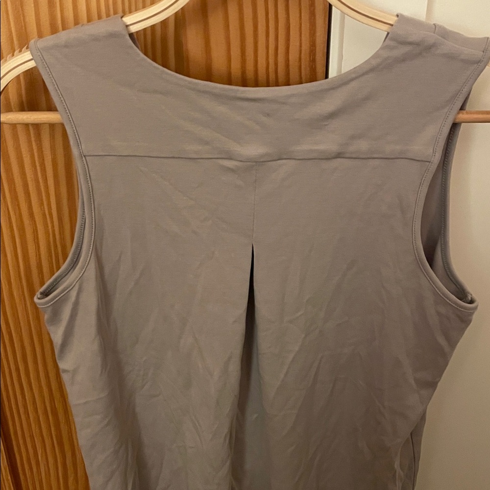 The Company Store Gray V-Neck Midi Dress - Picture 4 of 4